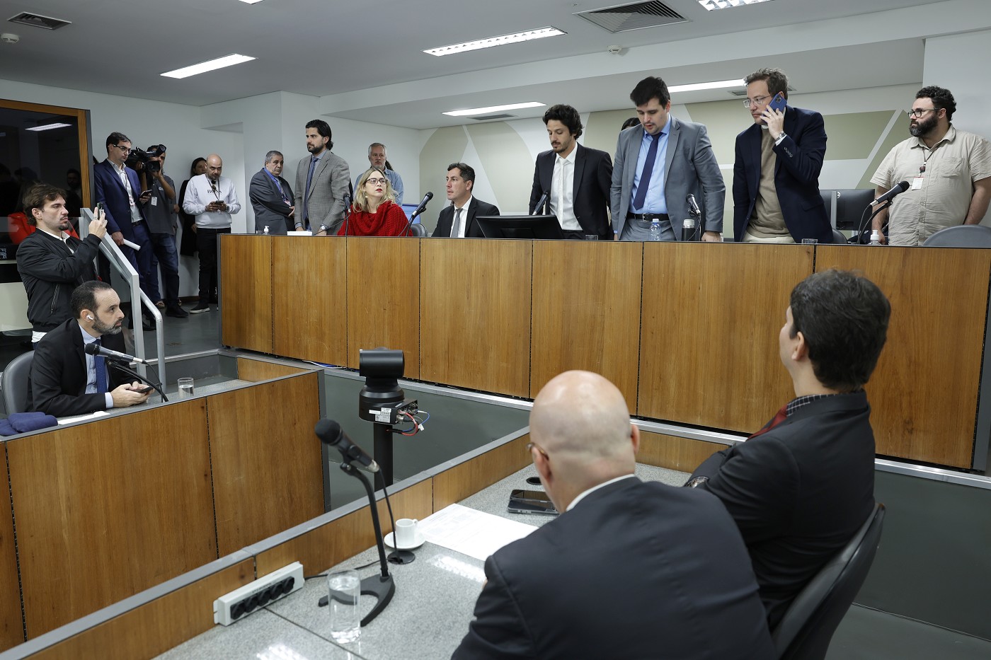 Comissão de Constituição e Justiça - análise de proposições