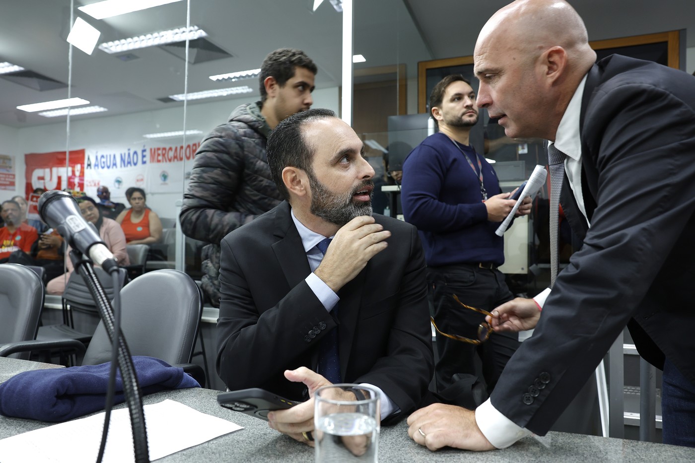 Comissão de Constituição e Justiça - análise de proposições