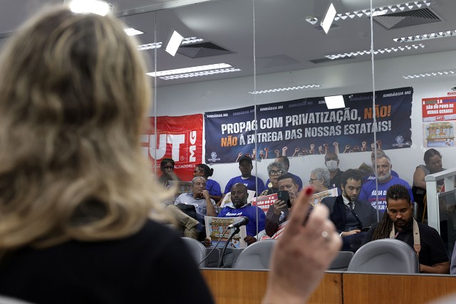 Comissão de Constituição e Justiça - análise de proposições