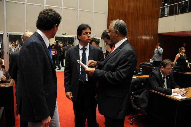 Os projetos foram votados durante a Reunião Ordinária de Plenário desta quarta-feira (18)