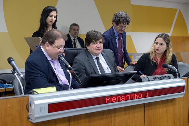 Comissão aprovou dois requerimentos nesta quarta (3)