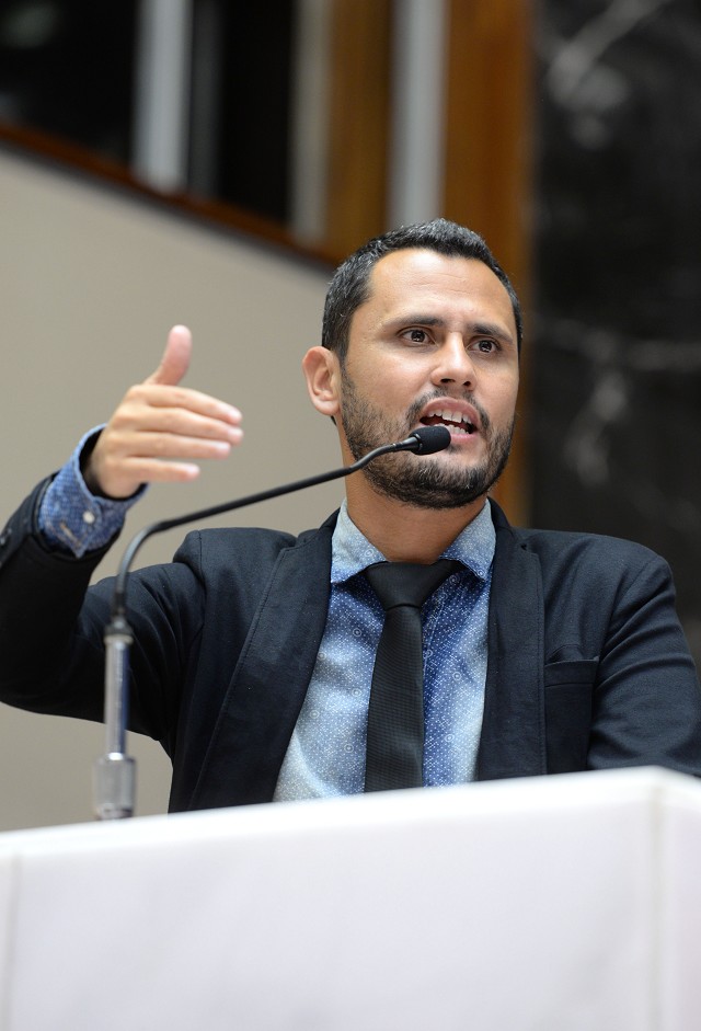 Cleitinho Azevedo exige que recursos do Ipsemg sejam repassados pelo Estado