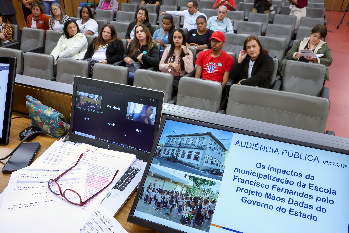 Comissão de Educação, Ciência e Tecnologia - debate sobre encerramento de escola em Oliveira