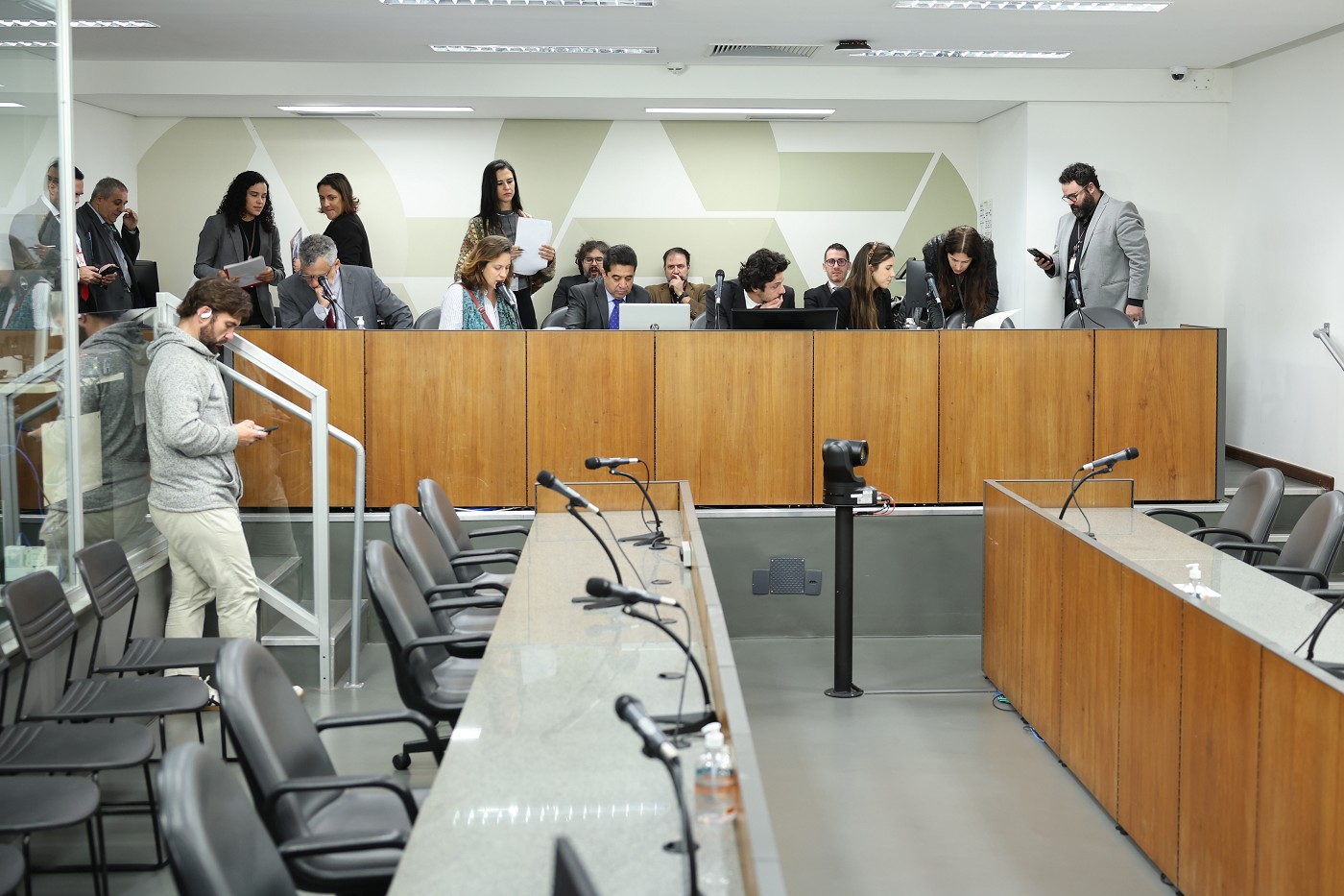 Comissão de Constituição e Justiça - análise de proposições