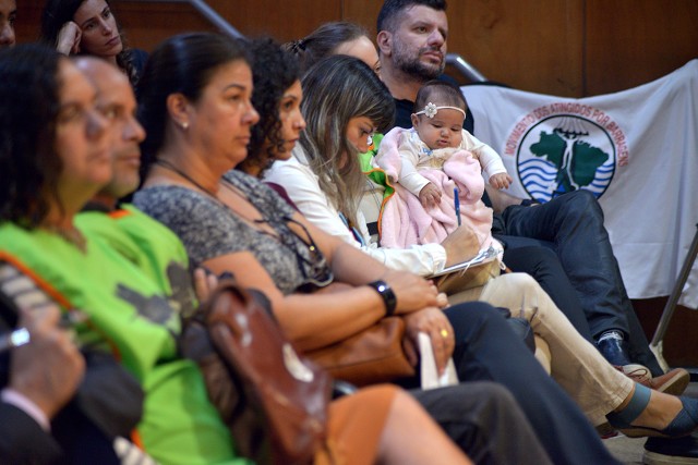 Comissão de Direitos Humanos - debate sobre a situação de São Sebastião das Águas Claras - Macacos