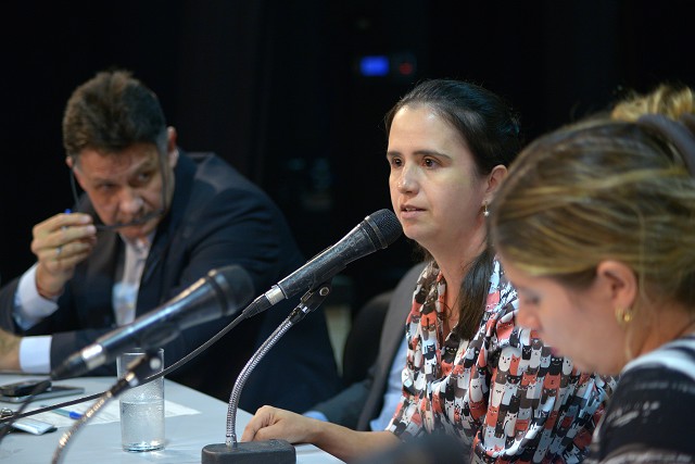 Comissão de Direitos Humanos - debate sobre a situação de São Sebastião das Águas Claras - Macacos