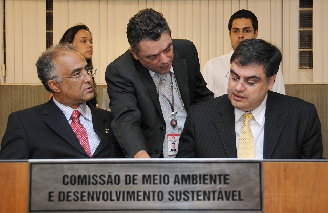 Projeto é de autoria do deputado Lafayette de Andrada (à dir.)