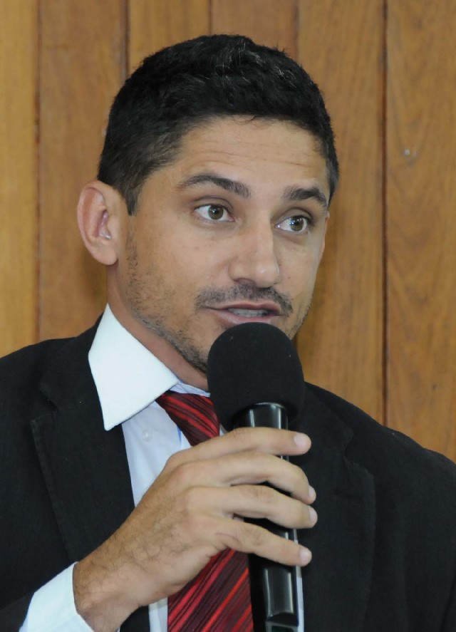 Comissão de Direitos Humanos - debate sobre liminar de despejo em Montes Claros