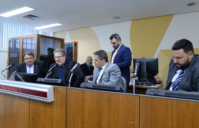 Comissão aprovou cinco requerimentos de audiência nesta terça