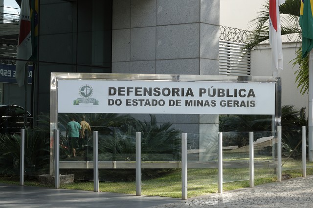Espaços públicos - prédios, praças e parques públicos
