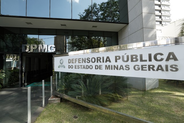 Espaços públicos - prédios, praças e parques públicos