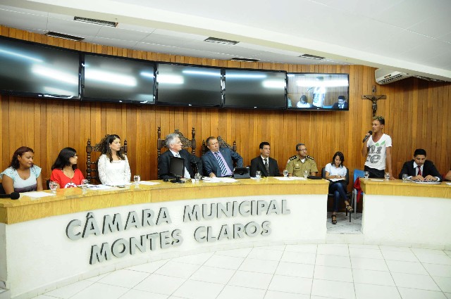 Comissão de Direitos Humanos - debate sobre liminar de despejo em Montes Claros