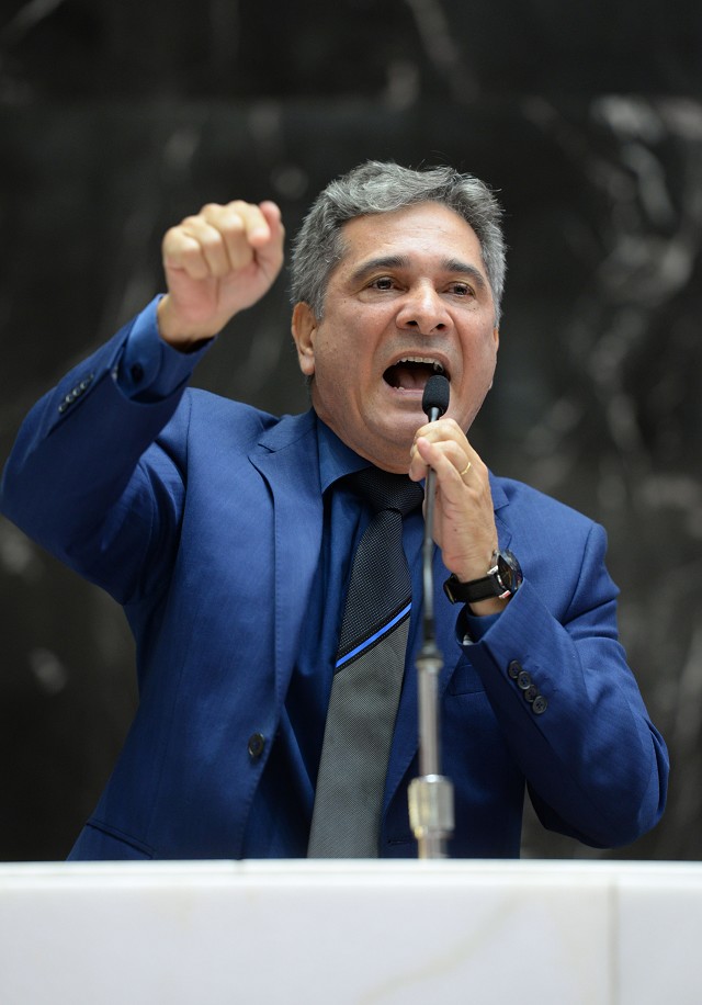 Coronel Sandro manifestou apoio ao presidente Bolsonaro.