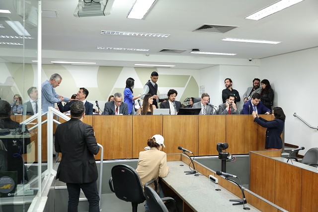 Comissão de Constituição e Justiça - análise de proposições