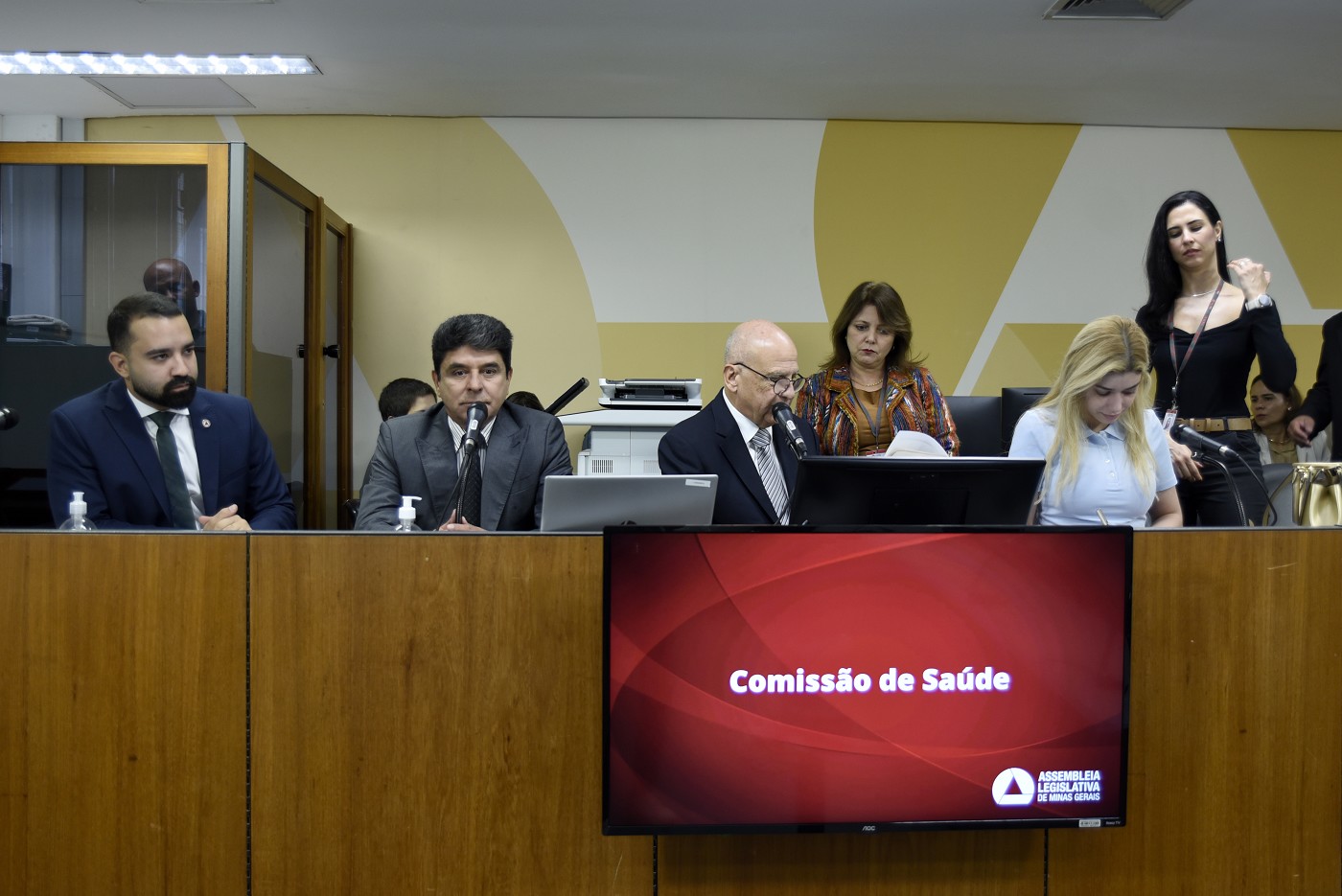 Comissão de Saúde - análise de propsoições