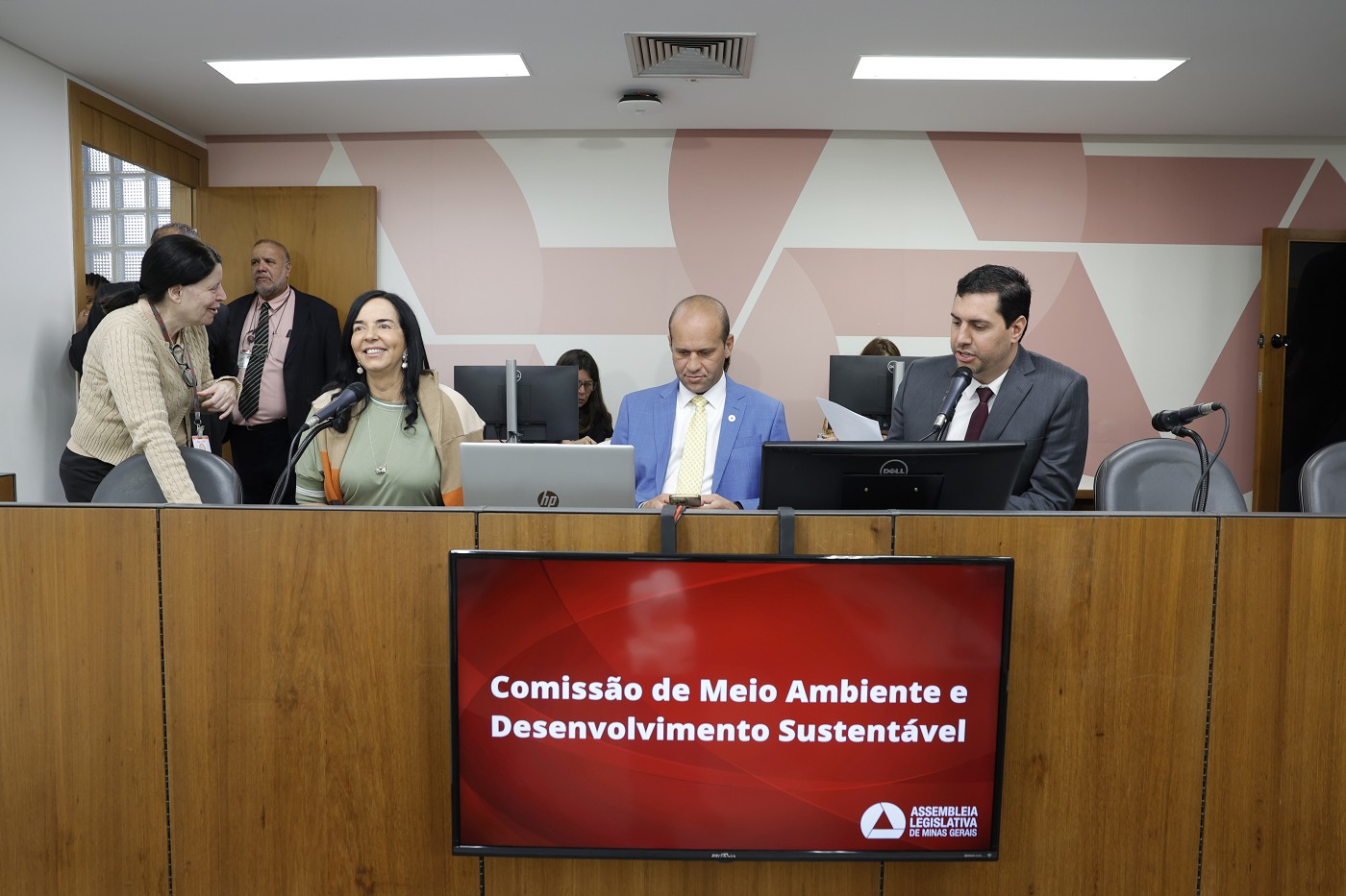 Comissão de Meio Ambiente e Desenvolvimento Sustentável - análise de proposições
