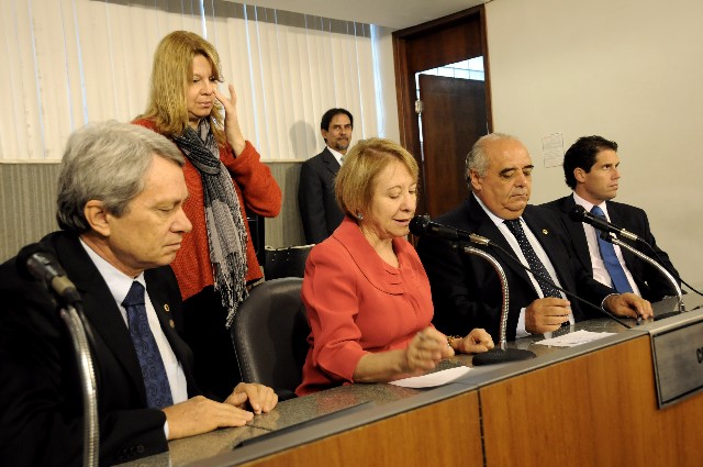 Luzia Ferreira será vice-presidente; como presidente, foi eleito João Leite