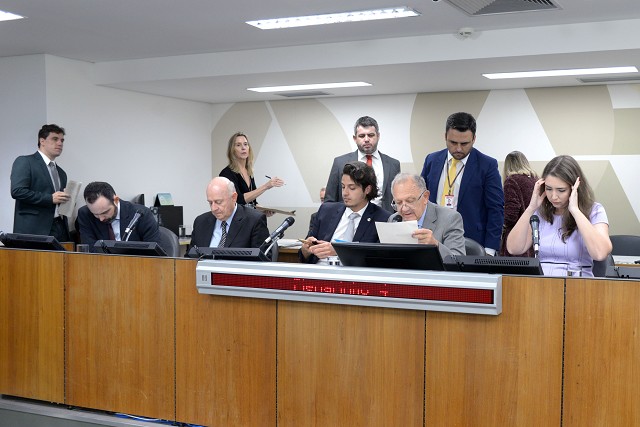 Parecer aprovado pela Comissão de Fiscalização Financeira modifica regras de repasse aos municípios