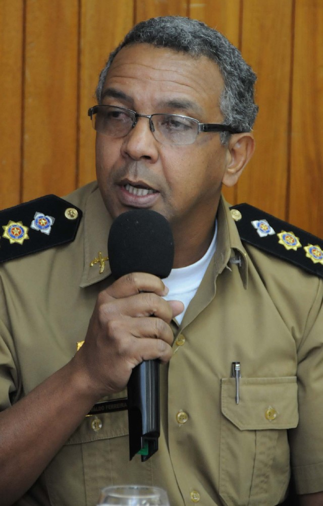 Comissão de Direitos Humanos - debate sobre liminar de despejo em Montes Claros