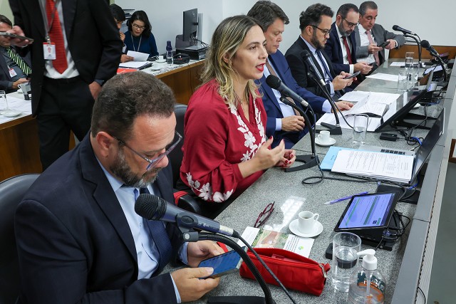 Comissão de Fiscalização Financeira e Orçamentária - análise de proposições