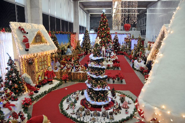 A Vila do Papai Noel é composta por três mil 