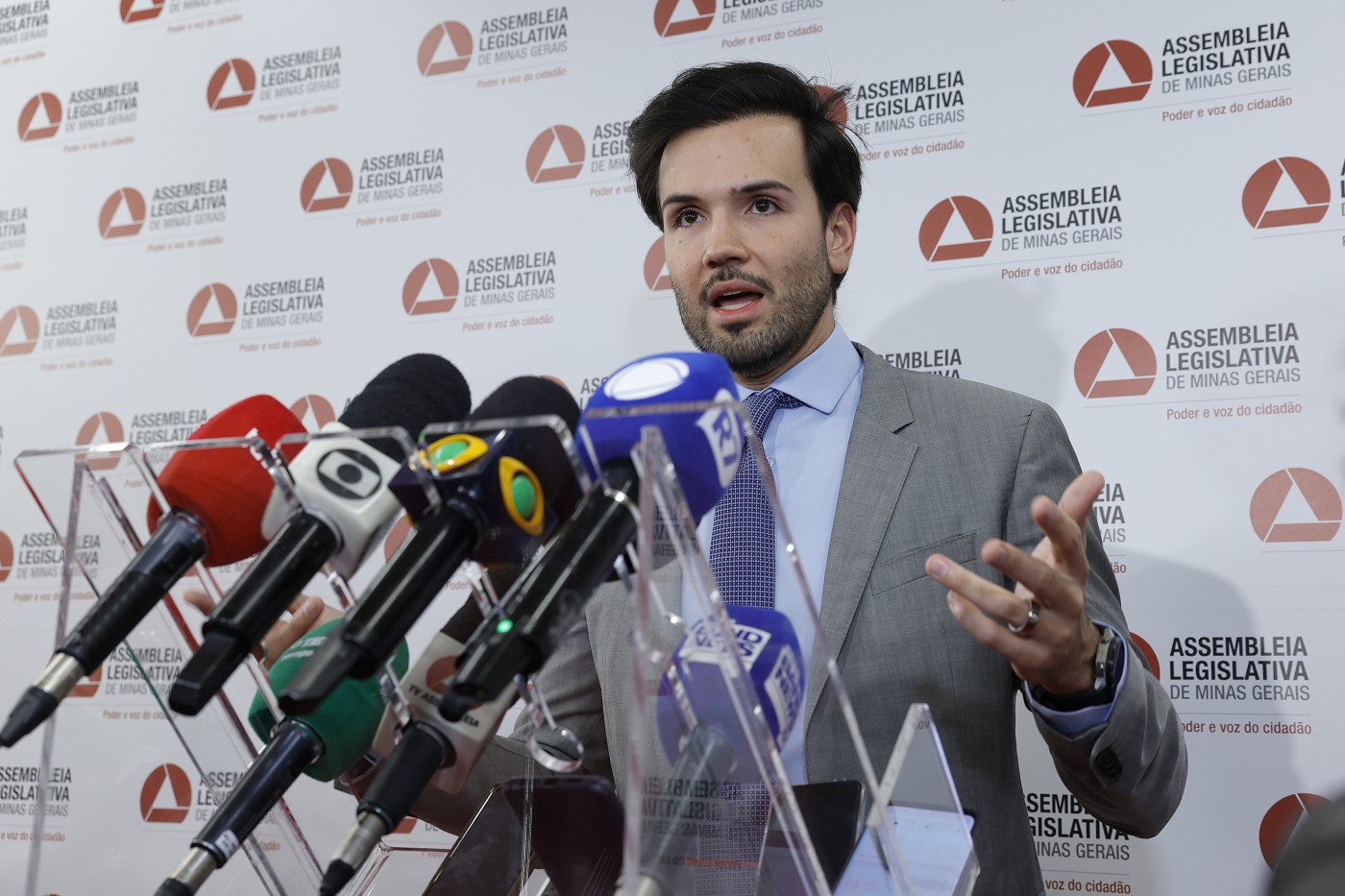 Entrevista coletiva presidente da ALMG - Propag