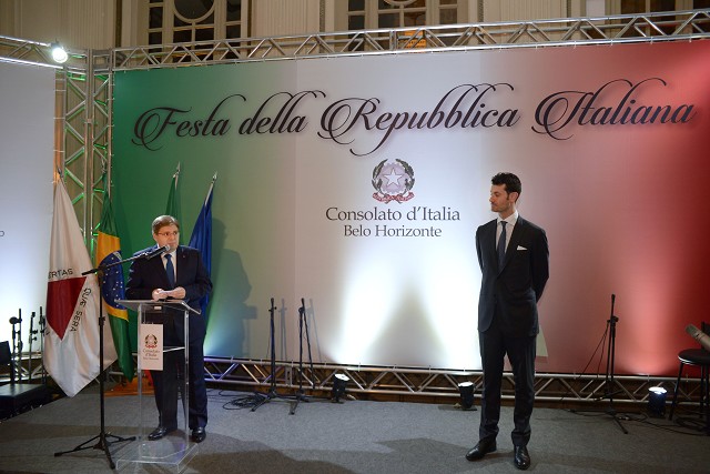 Ao agradecer a homenagem, o presidente Agostinho Patrus mencionou valores do povo italiano, entre os quais o empreendedorismo