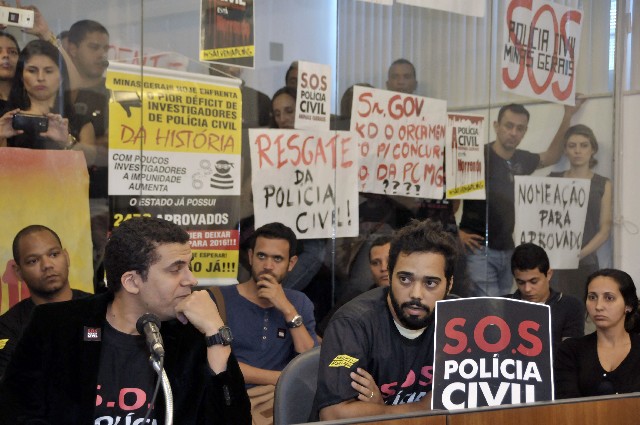 Concursados da Polícia Civil participaram da reunião para cobrar nomeação