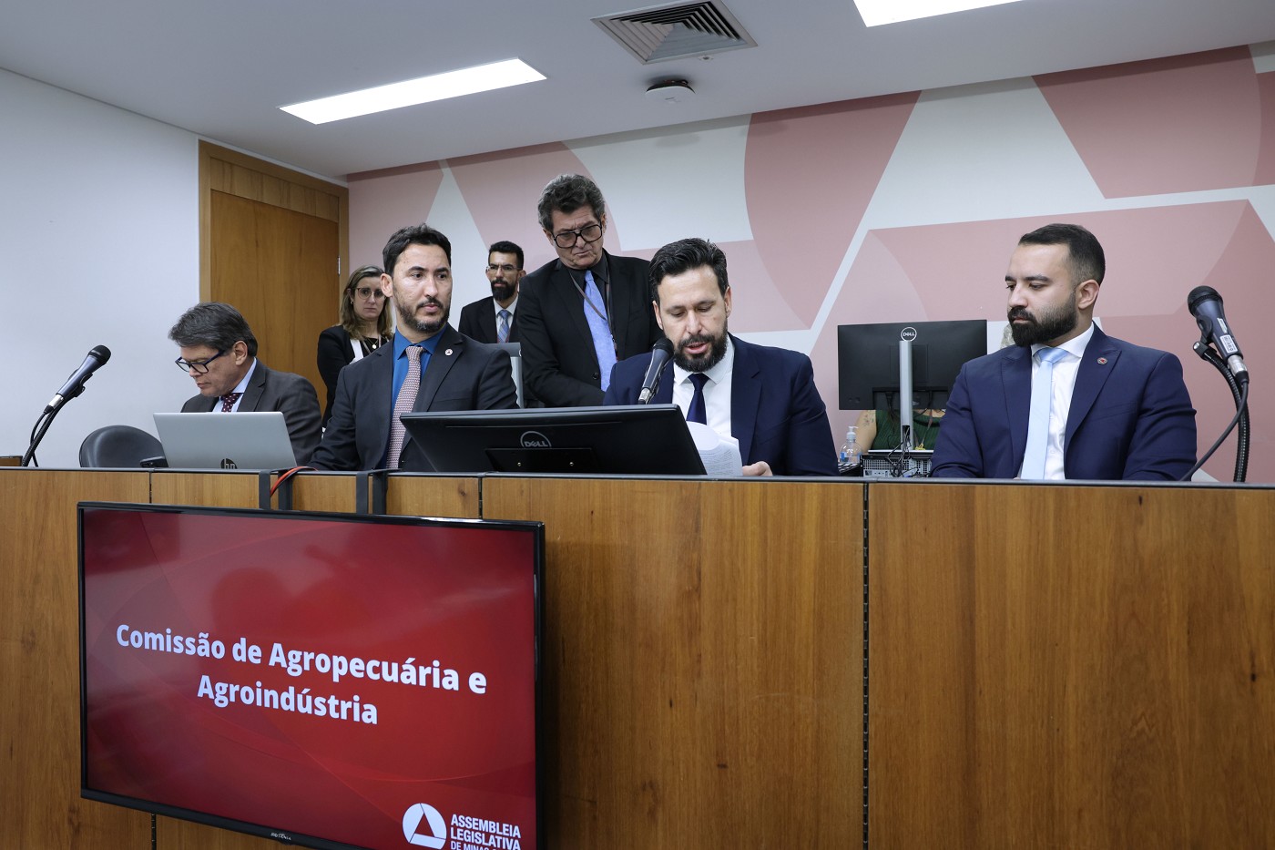 Comissão de Agropecuária e Agroindústria - análise de proposições