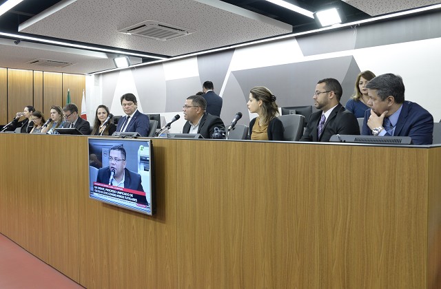 Comissão de Esporte, Lazer e Juventude debate o Processo Unificado de Escolha dos Conselhos Tutelares, na forma da Lei nº 12.696, de 2012, que será realizado em todos os municípios mineiros no primeiro domingo de outubro de 2019.