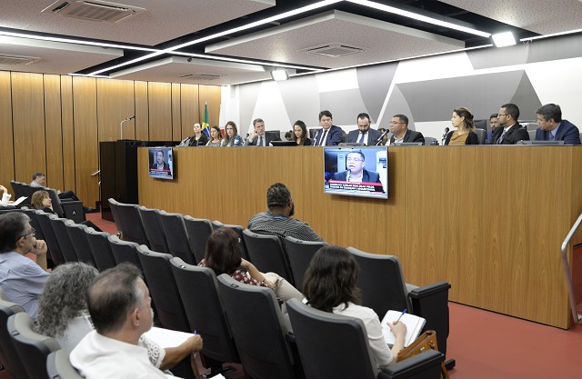 Comissão de Esporte, Lazer e Juventude debate o Processo Unificado de Escolha dos Conselhos Tutelares, na forma da Lei nº 12.696, de 2012, que será realizado em todos os municípios mineiros no primeiro domingo de outubro de 2019.
