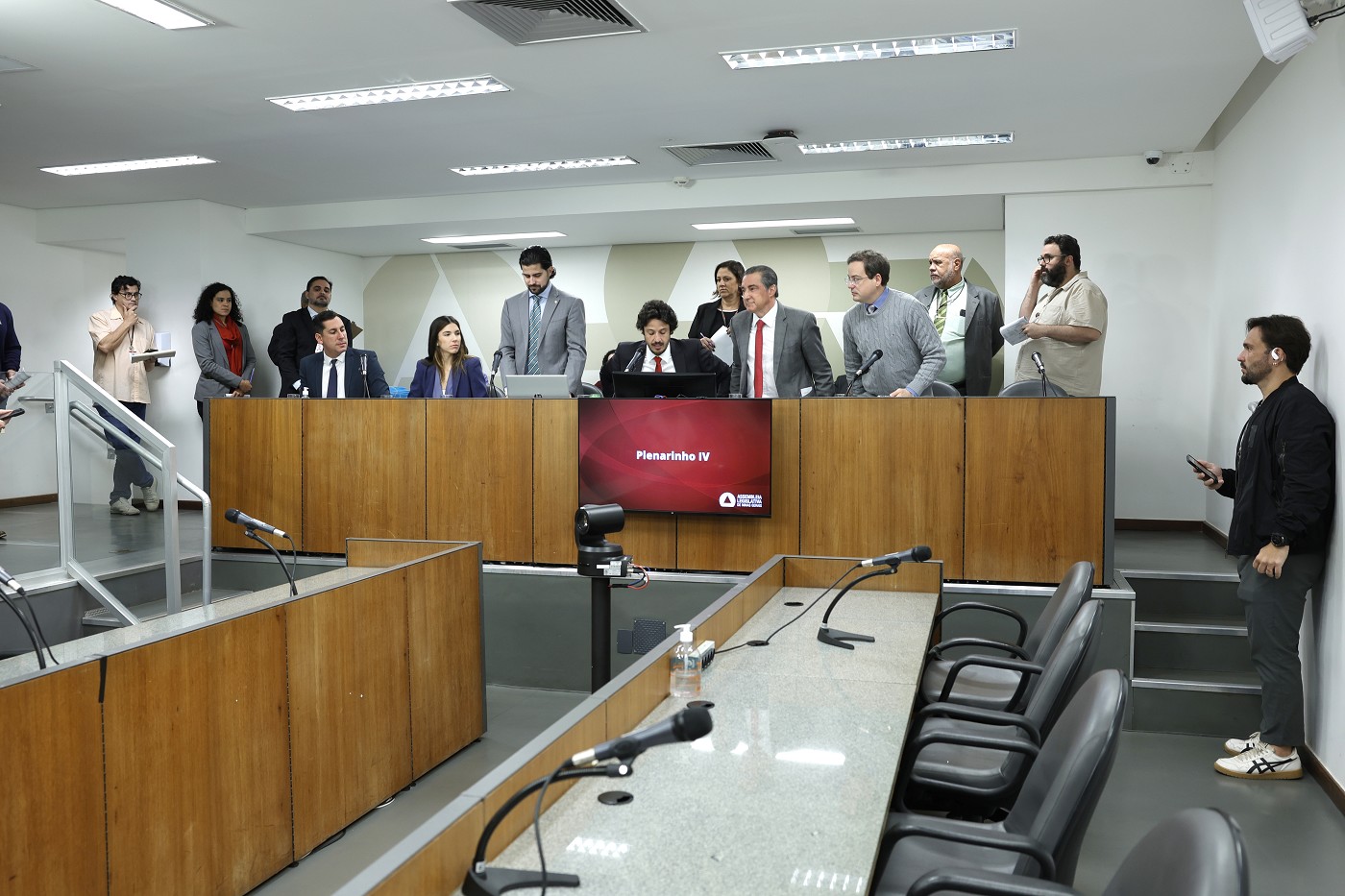 Comissão de Constituição e Justiça - análise de proposições