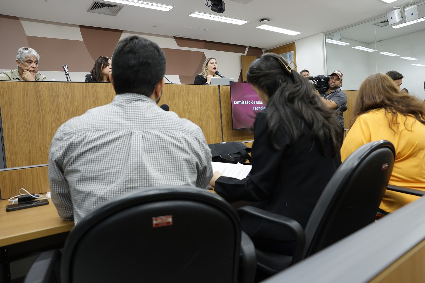 Comissão de Educação, Ciência e Tecnologia - debate sobre fechamento de escola para pessoas com deficiência