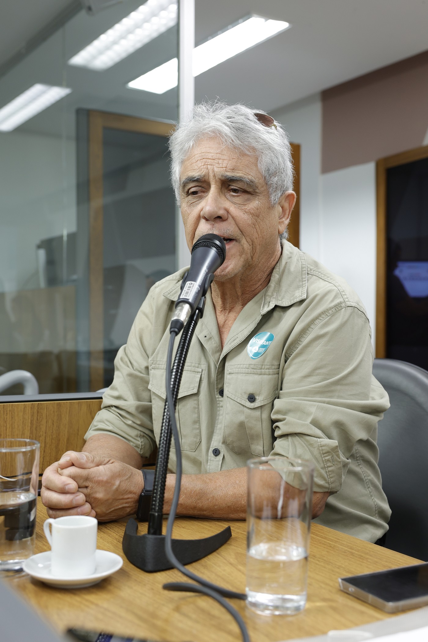 Comissão de Educação, Ciência e Tecnologia - debate sobre fechamento de escola para pessoas com deficiência