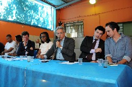 A Comissão de Direitos Humanos acompanhou a CPI da Câmara dos Deputados sobre a violência contra jovens negros em visita ao bairro Alto Vera Cruz, em BH