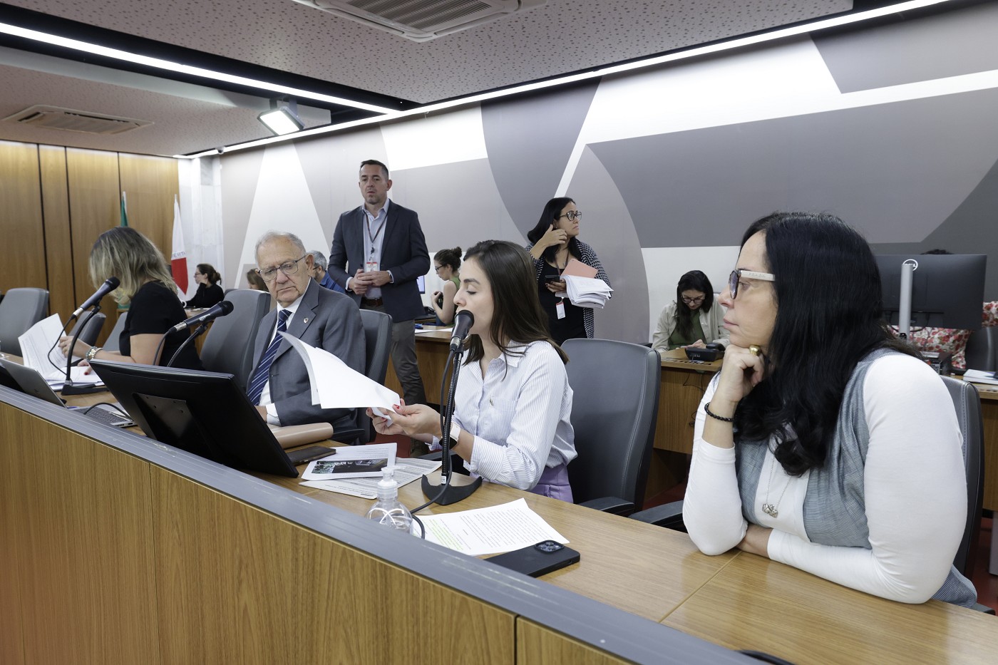 Comissão de Educação, Ciência e Tecnologia  - análise de proposições