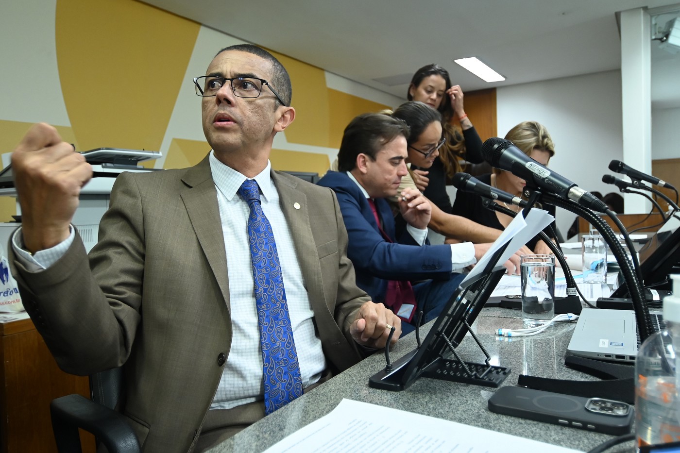 Comissão de Defesa do Consumidor e do Contribuinte - análise de proposições