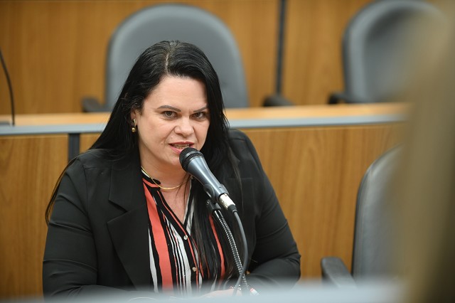 Comissão de Educação, Ciência e Tecnologia - debate sobre Construção de escola em Santana do Paraíso