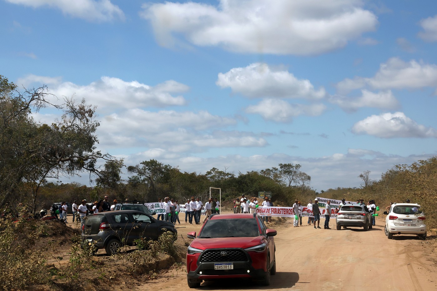 Comissão de Meio Ambiente e Desenvolvimento Sustentável - visita à APA Chapada do Lagoão em Araçuaí