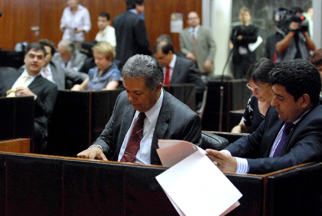 Projeto sobre instituições asilares no Estado foi aprovado em 1º turno