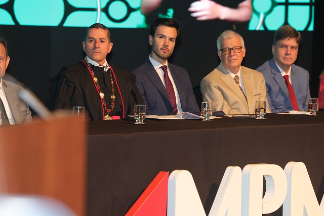 Solenidade de outorga da Medalha do Mérito do Ministério Público de Minas Gerais