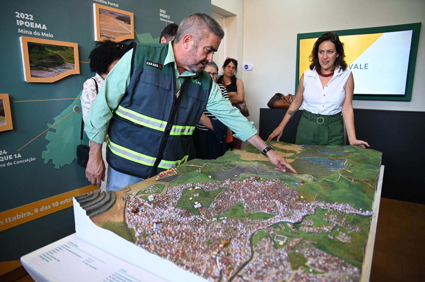 Comissão de Meio Ambiente e Desenvolvimento Sustentável - visita à área atingida pelo complexo minerário da Vale S.A. em Itabira