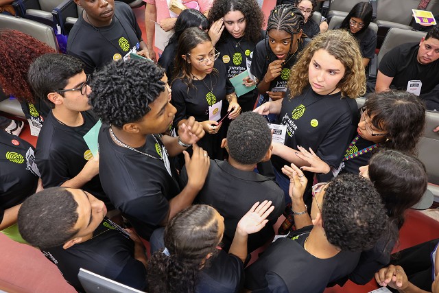 Parlamento Jovem de Minas 2025 - Juventude e Direitos Culturais - Escolha do Tema para 2026