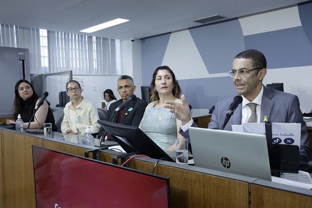Comissão de Saúde - debate sobre a campanha Setembro Amarelo com ênfase nos idosos