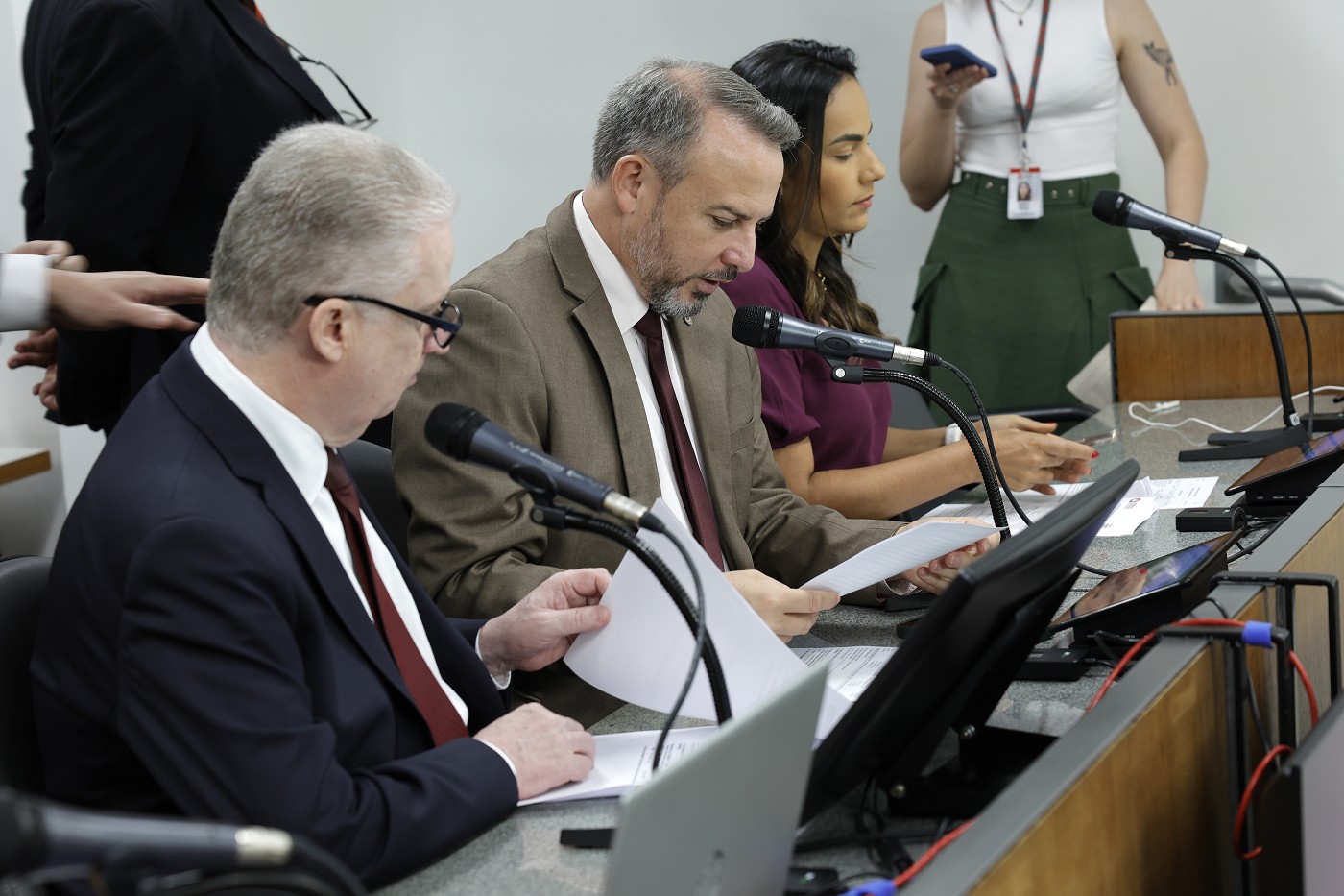 Comissão de Administração Pública - análise de proposições