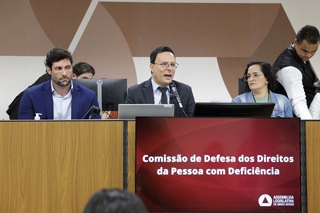 Comissão de Defesa dos Direitos da Pessoa com Deficiência - debate sobre o acolhimento de crianças com autismo em escolas mineiras