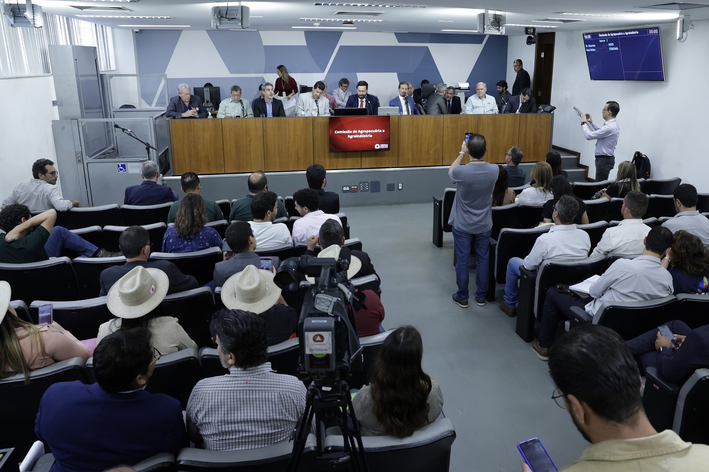 Comissão de Agropecuária e Agroindústria - debate sobre o Programa Conectividade Rural da Emater