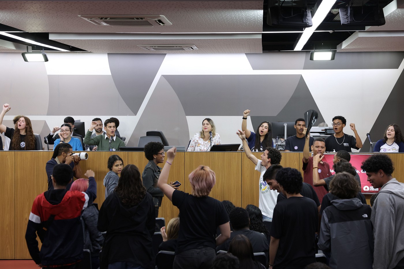 Comissão de Educação, Ciência e Tecnologia - debate sobre o passe livre para estudantes da RMBH