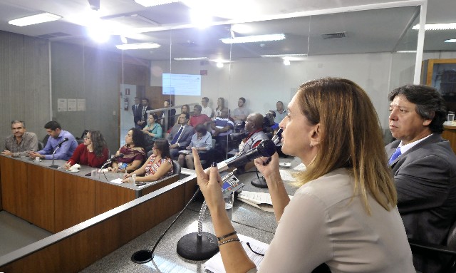 De acordo com dados apontados pela pesquisa, filhos de pessoas que fizeram uso constante e compulsivo de álcool têm predisposição três vezes maior para o alcoolismo