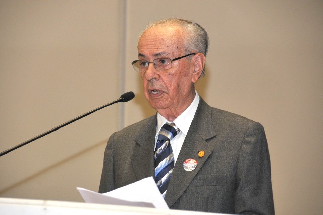 O deputado João Navarro atuou na ALMG por 28 anos consecutivos